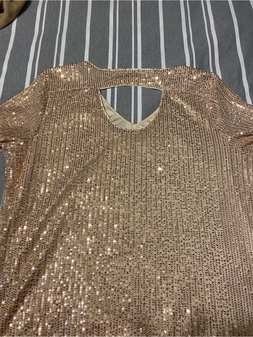 Grace Karin Champagne Sequin V-Neck Bell Sleeve Top - Picture 7 of 7